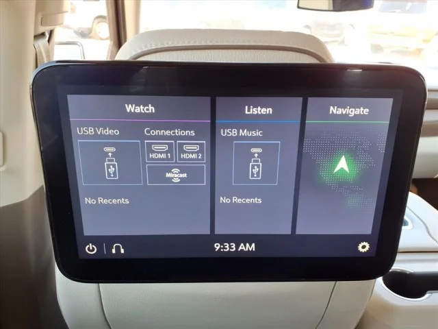 2021 GMC Yukon Denali - Photo 12