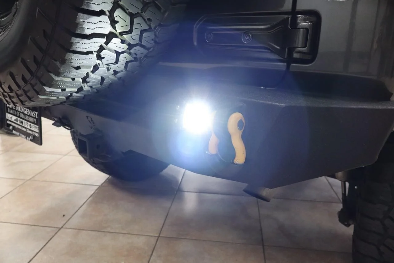 Used 2021 Granite Crystal Metallic Clear Coat Jeep Sport Altitude image 9