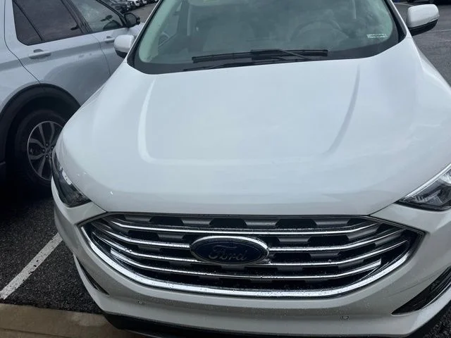 Used 2022 White Ford Titanium image 3