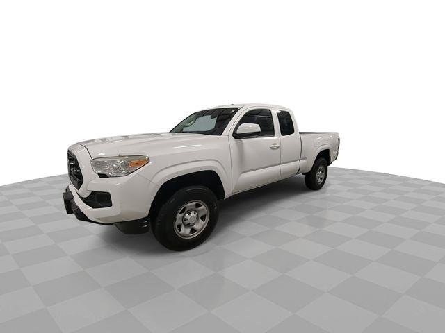 Used 2017 White Toyota SR image 4