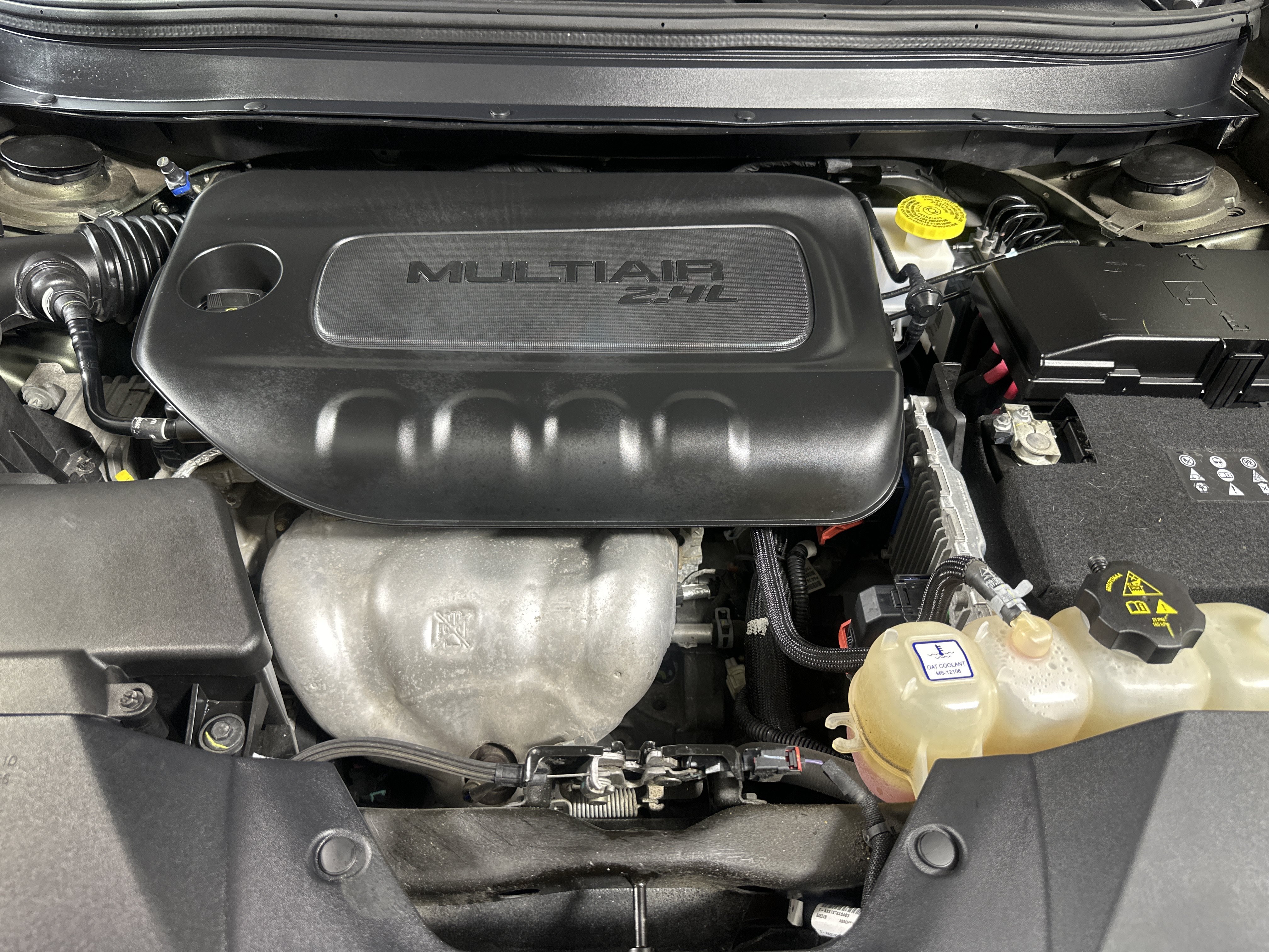Used 2019 Olive Green Pearlcoat Jeep Latitude Plus image 27