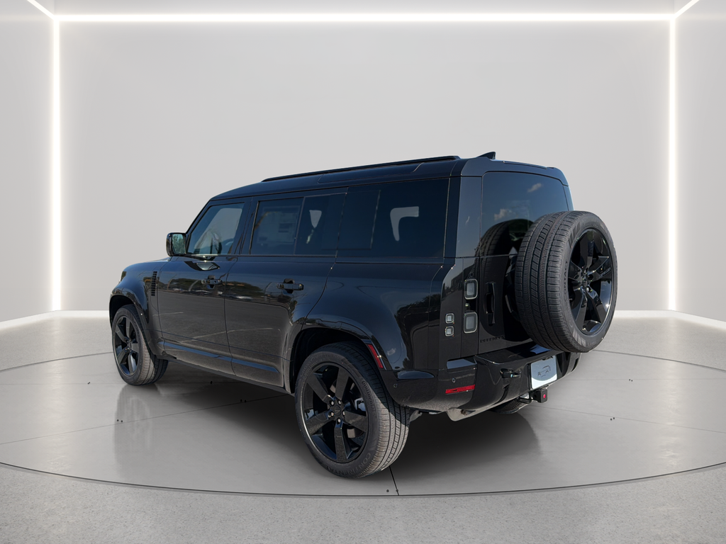 New 2026 Santorini Black Land Rover X-Dynamic SE image 15