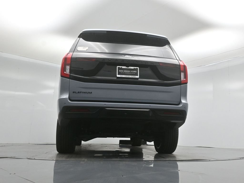 New 2026 Glacier Gray Metallic Tri-Coat Ford Platinum image 50