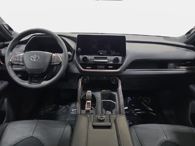 Certified Used 2025 White Toyota MAX Limited image 9