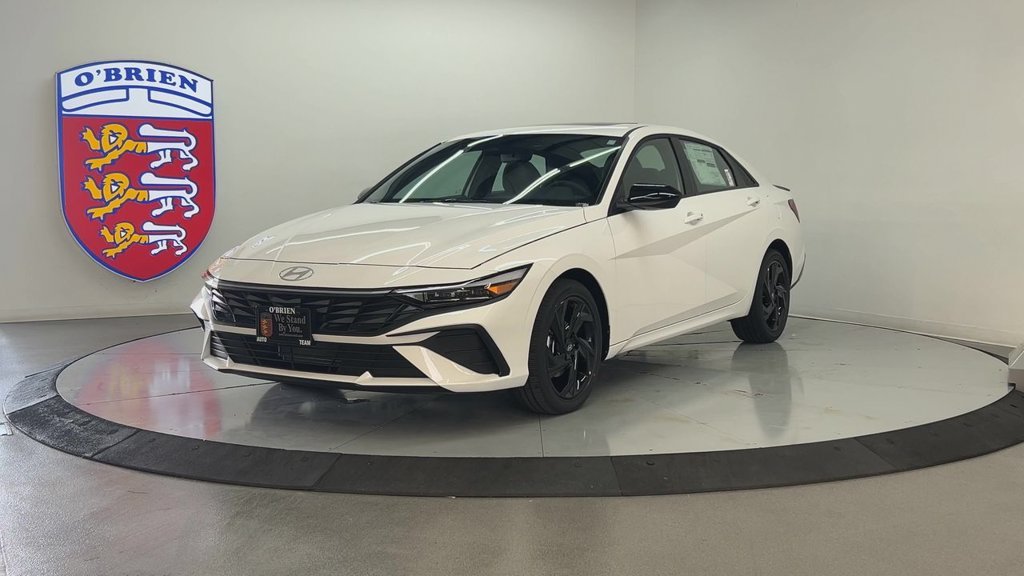 Used 2026 White Hyundai SEL Sport image 2