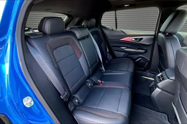 2025 Chevrolet Equinox EV RS - Photo 10