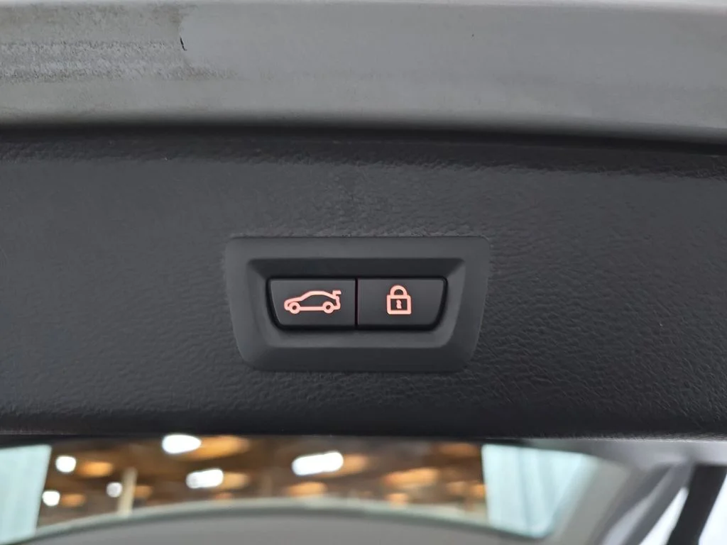 Used 2016 Glacier Silver Metallic BMW xDrive28i image 16