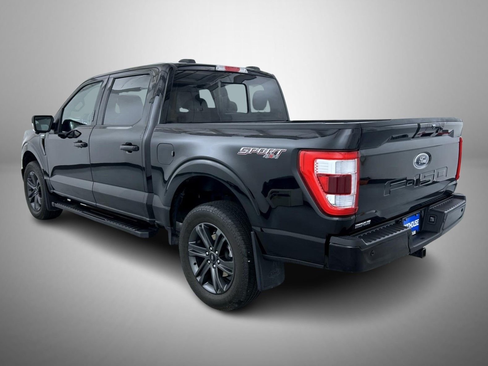 Used 2023 Agate Black Metallic Ford Lariat image 7