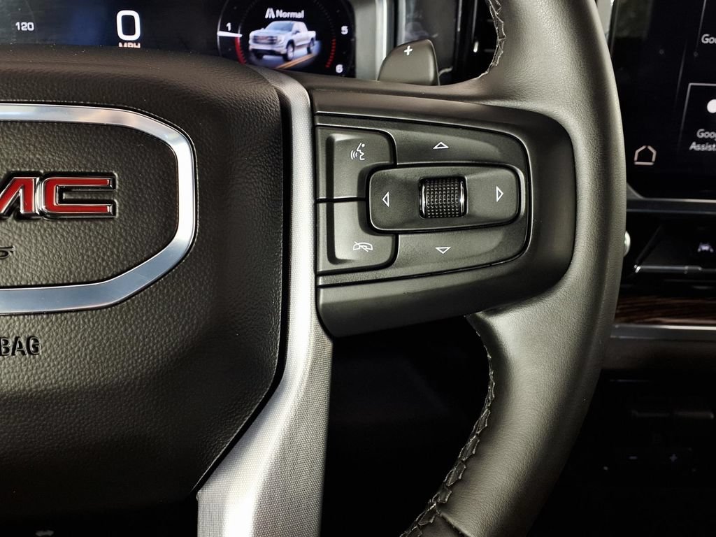 Used 2024 Volcanic Red Tintcoat GMC Elevation image 19