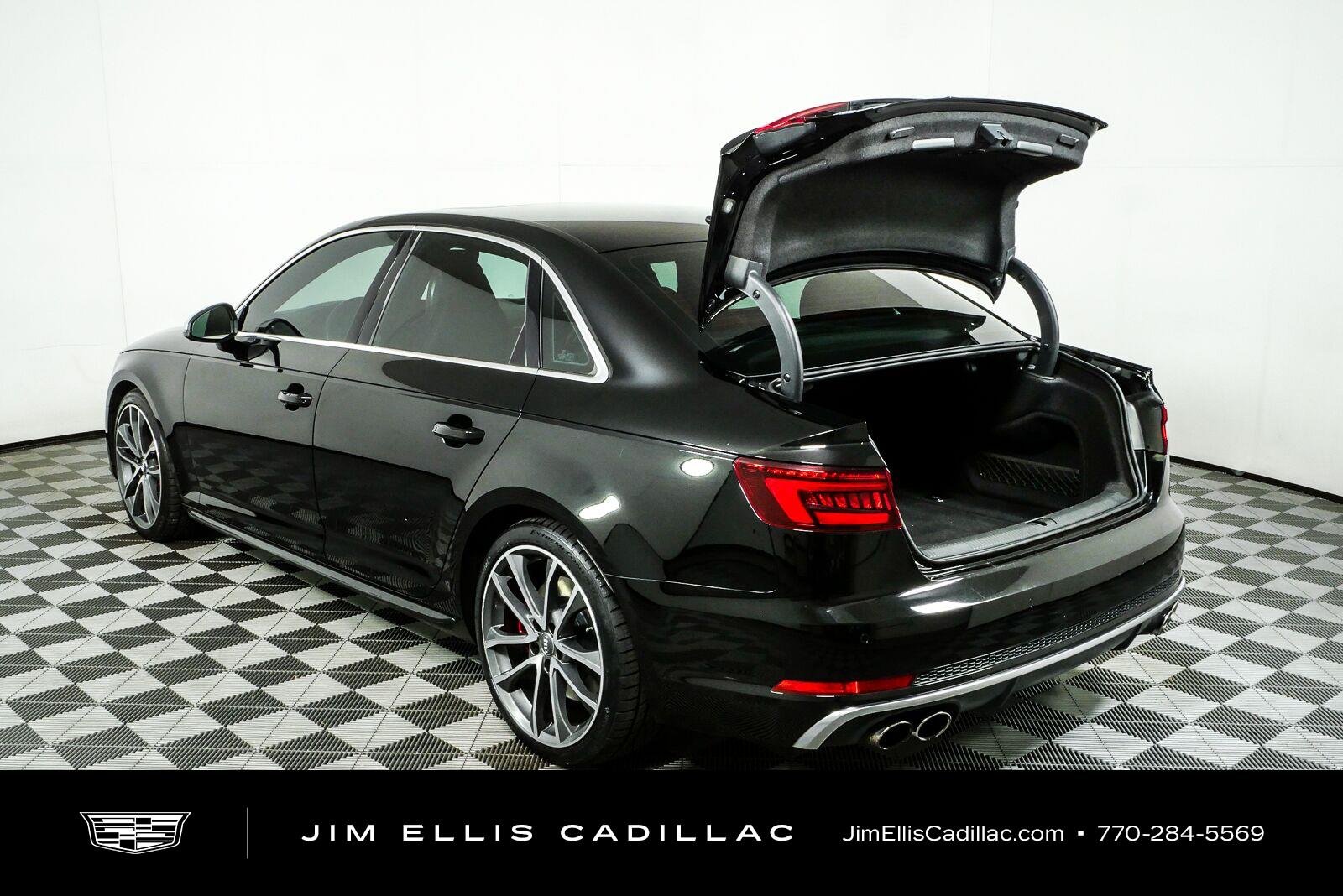 Used 2019 0e0e My Black Audi Prestige image 34