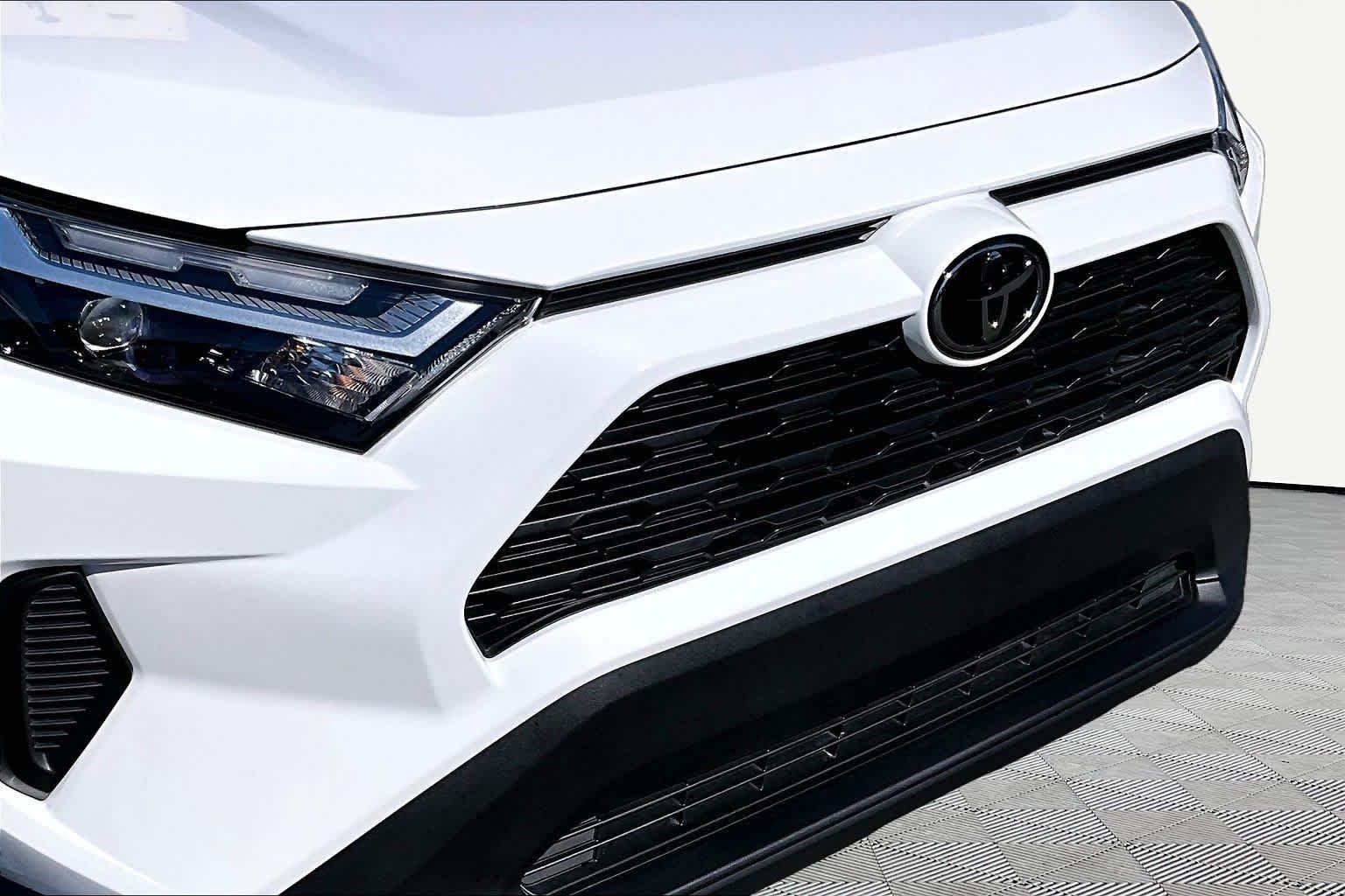 Certified Used 2023 Ice Cap Toyota XLE image 30