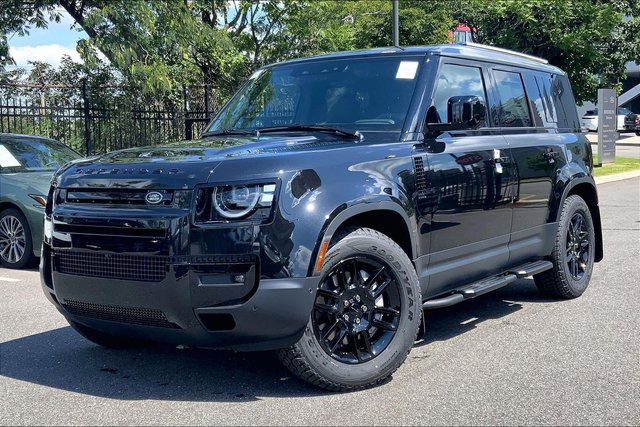 2026 Land Rover Defender 110 S
