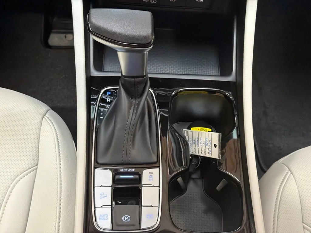 New 2026 Hampton Gray Hyundai SEL Plus image 16