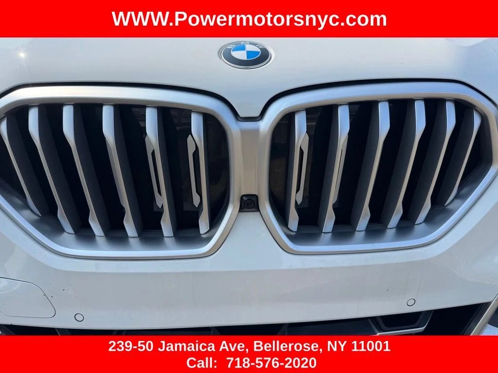 Used 2023 White BMW xDrive40i image 9