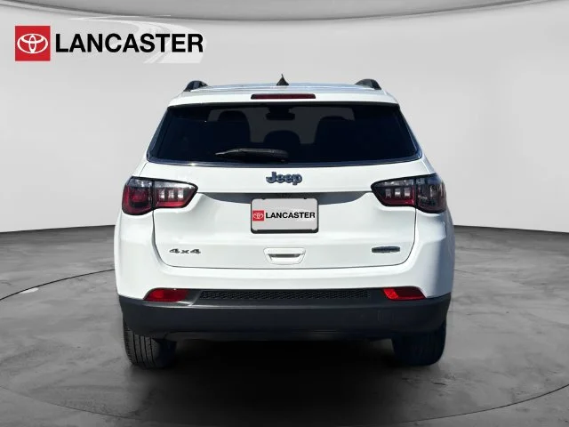 Used 2024 Bright White Clearcoat Jeep Latitude image 6