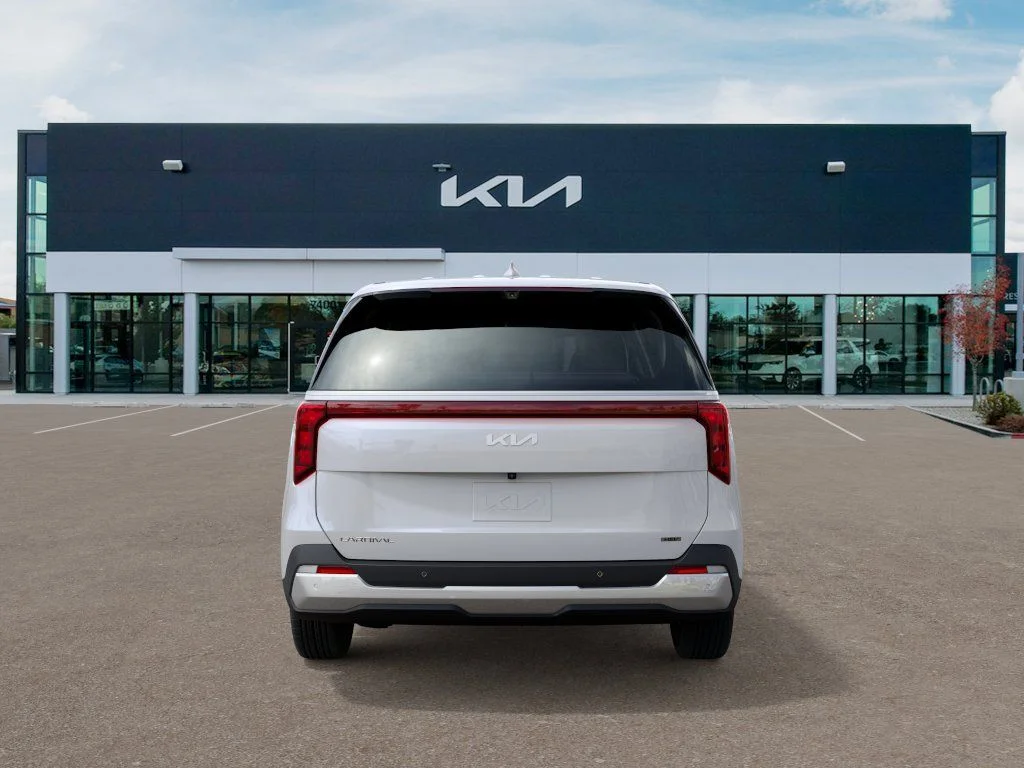New 2027 White Kia EX image 5