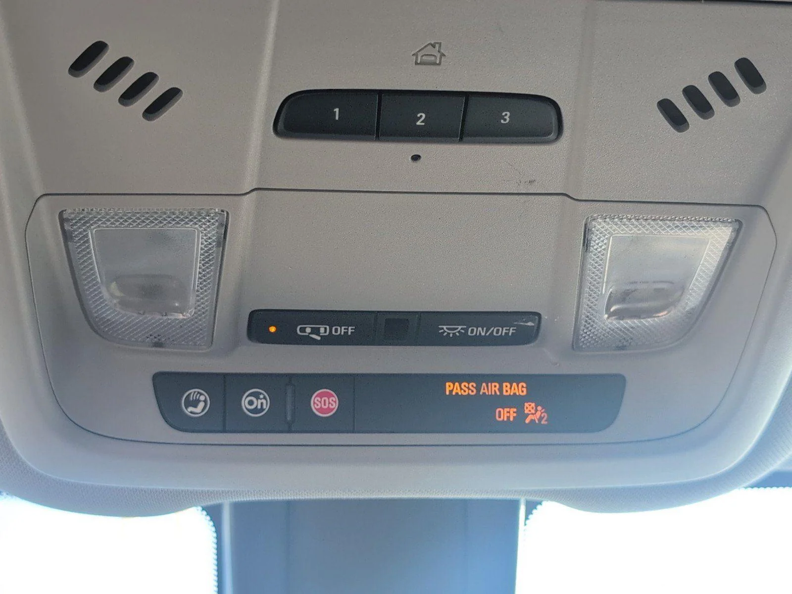 Used 2021 SILVER ICE METALLIC Chevrolet Premier image 20