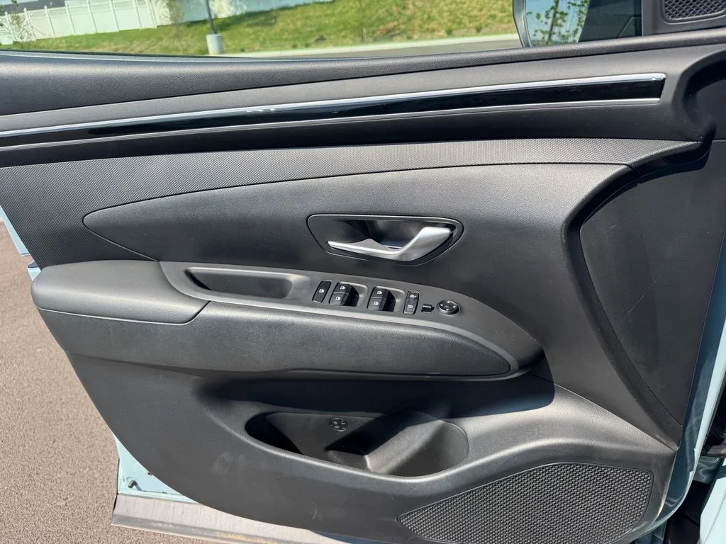 Used 2022 Blue Hyundai SEL image 22