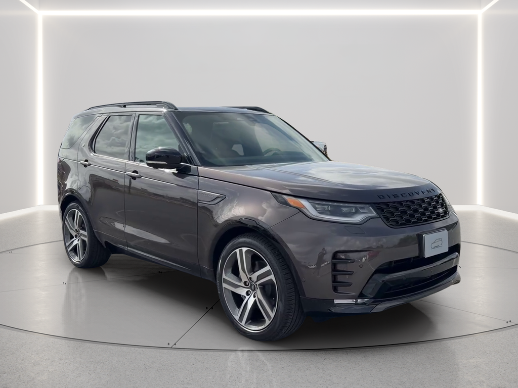 New 2026 Charente Grey Land Rover Dynamic SE image 3
