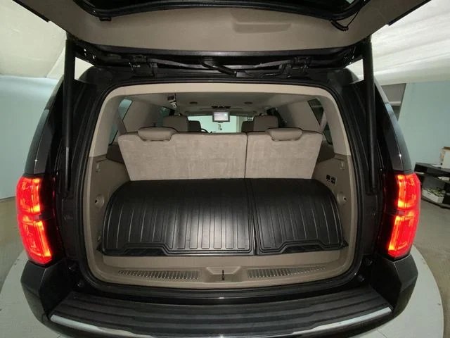 Used 2018 Gray Chevrolet Premier image 25
