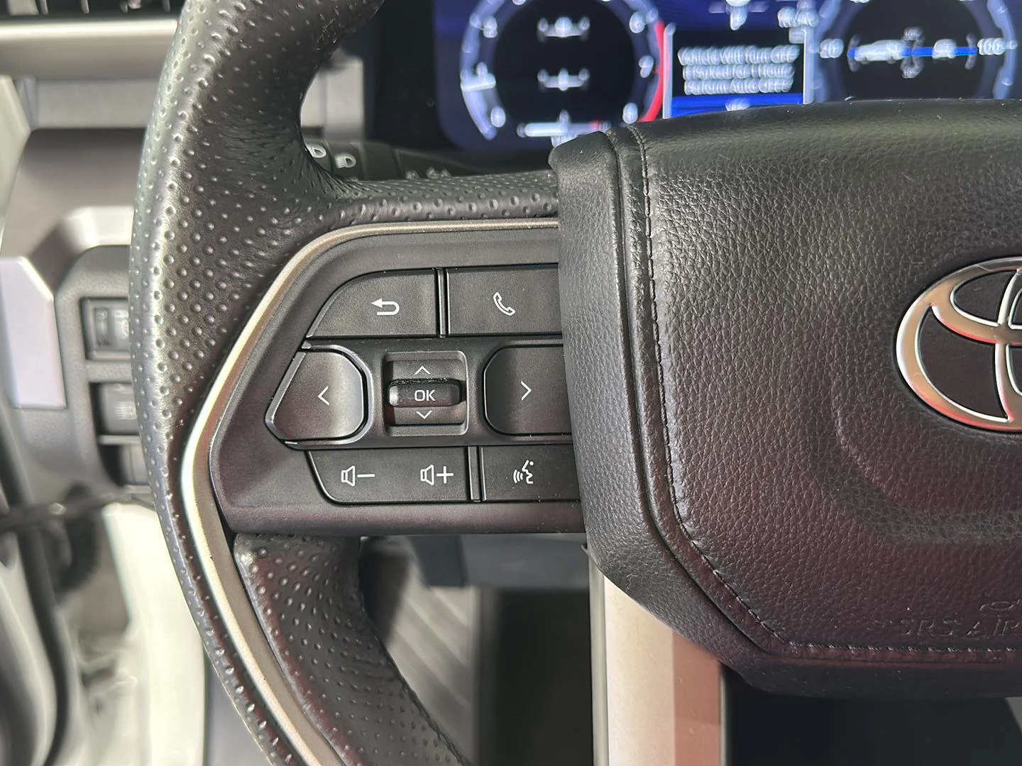 Used 2025 Wind Chill Pearl Toyota TRD Sport image 12
