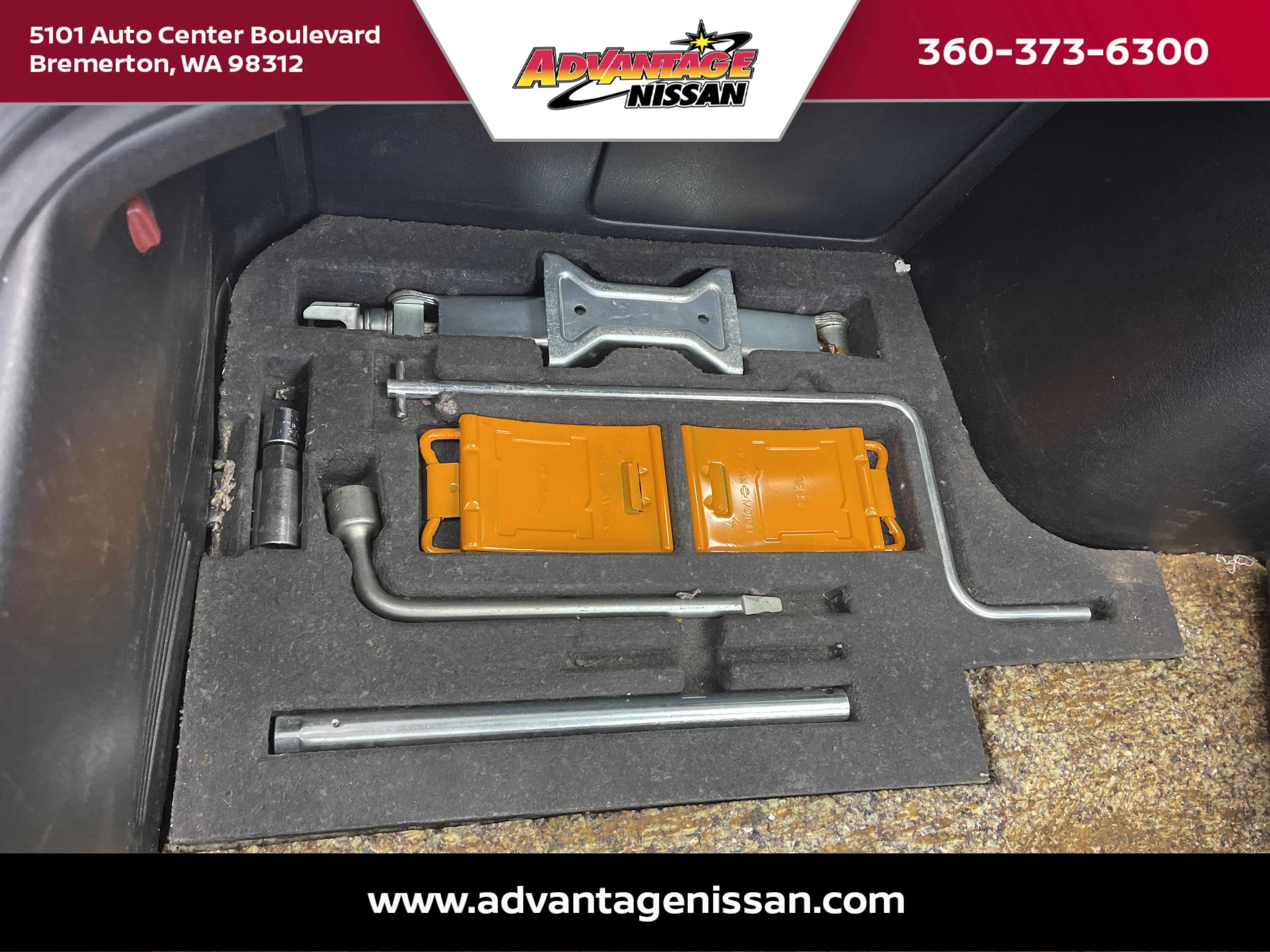 Used 1988 Silver Nissan GS image 21