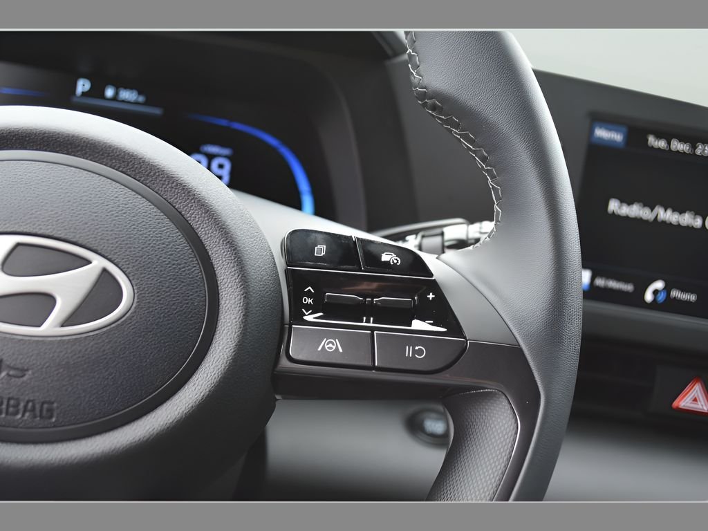 New 2026 Fluid Metal Hyundai SEL Sport image 54