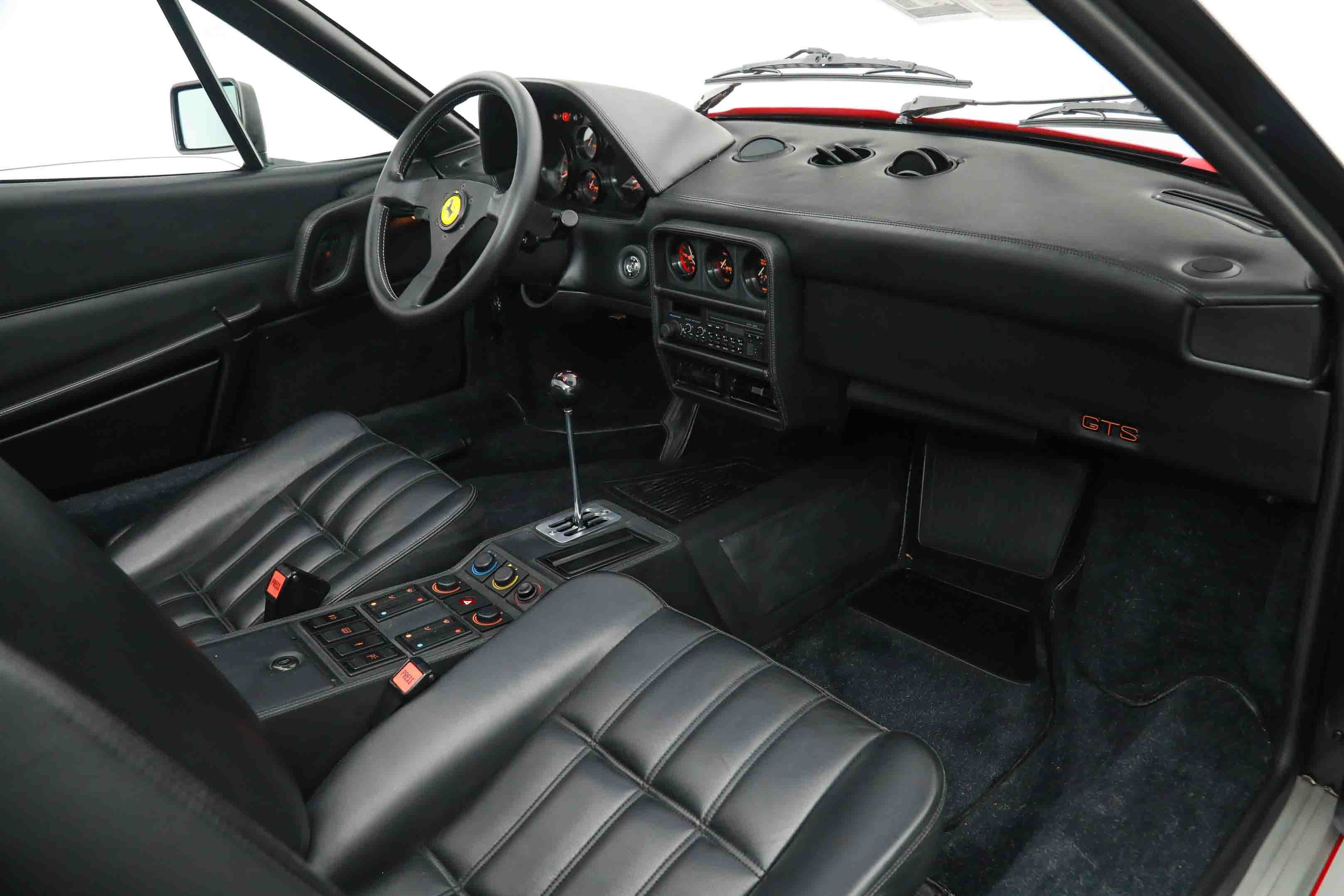 1989 Ferrari 328 - Photo 20