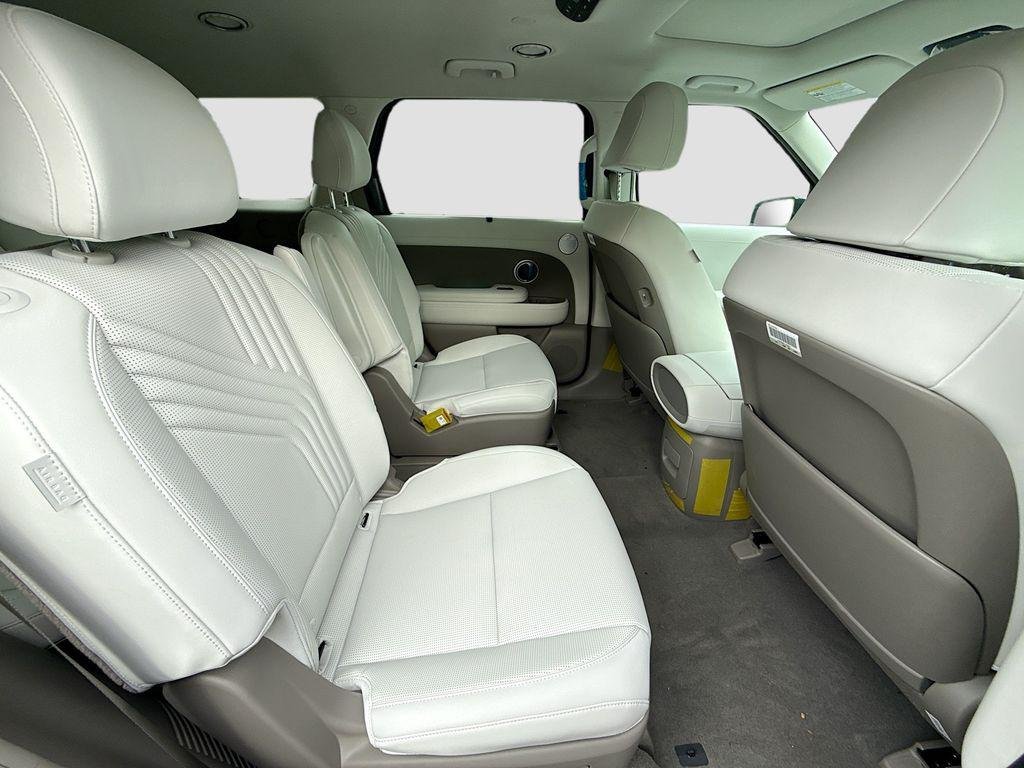 New 2026 Abyss Black Pearl Hyundai Blue SEL Premium 7P image 20