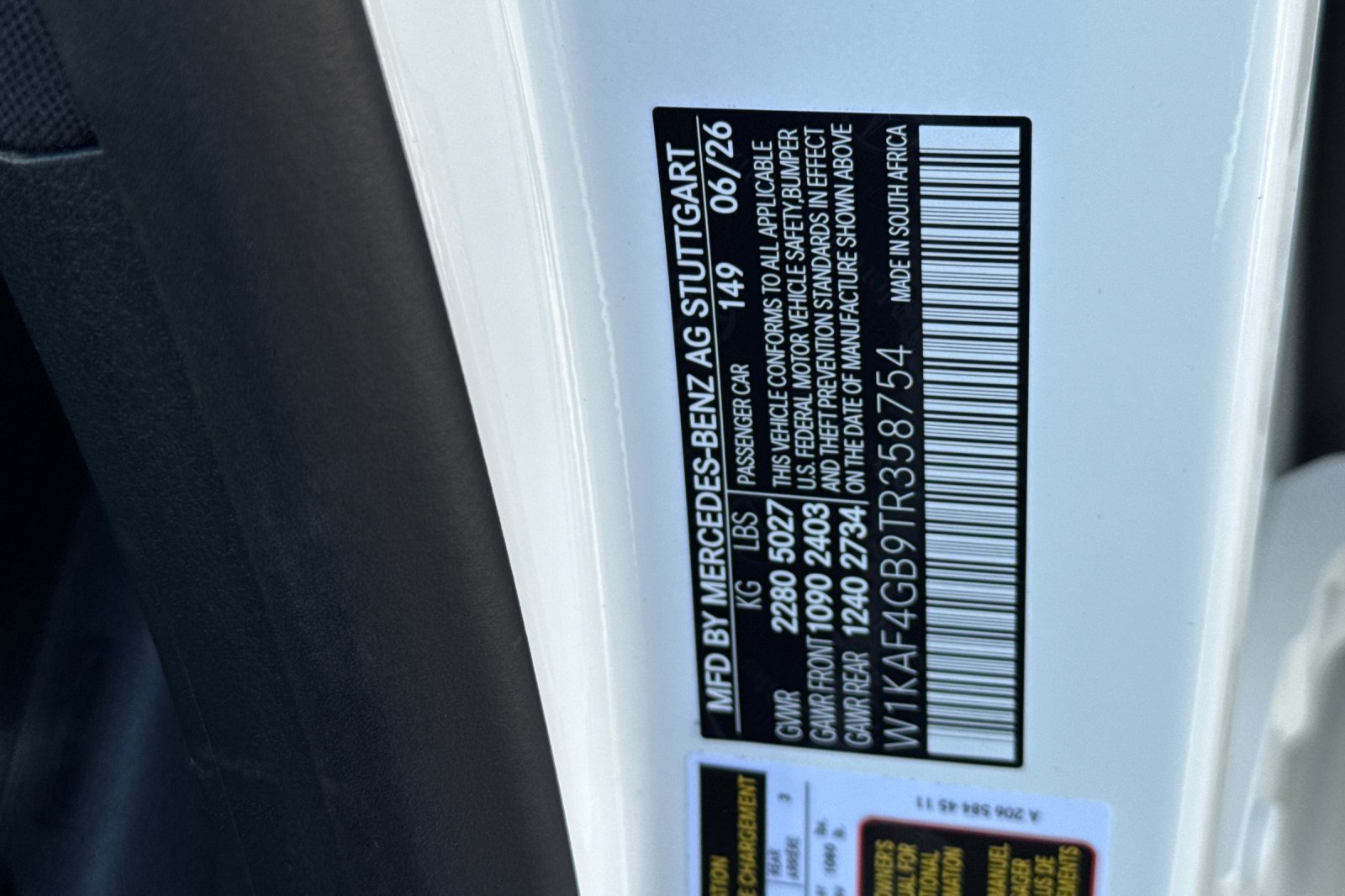 New 2026 Polar White Mercedes-Benz C 300 image 37