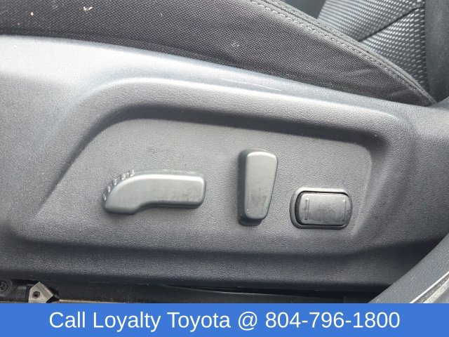 Used 2015 Silver Subaru 2.5i Premium image 18