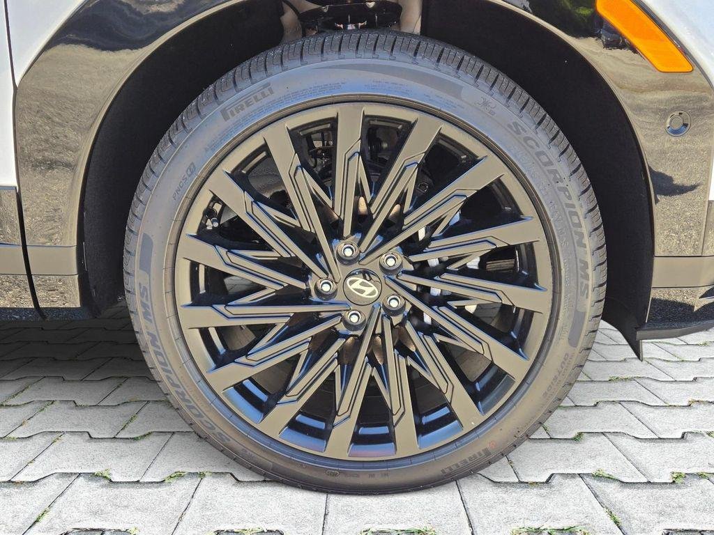 New 2026 White Hyundai Calligraphy FWD image 3