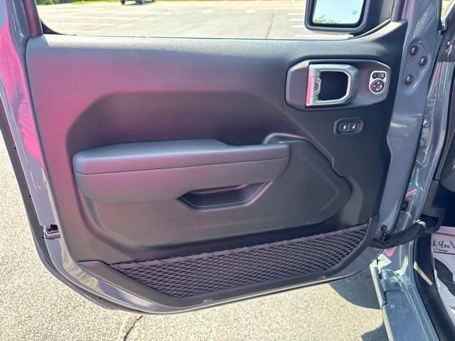 New 2026 Anvil Clearcoat Jeep Sport S image 13