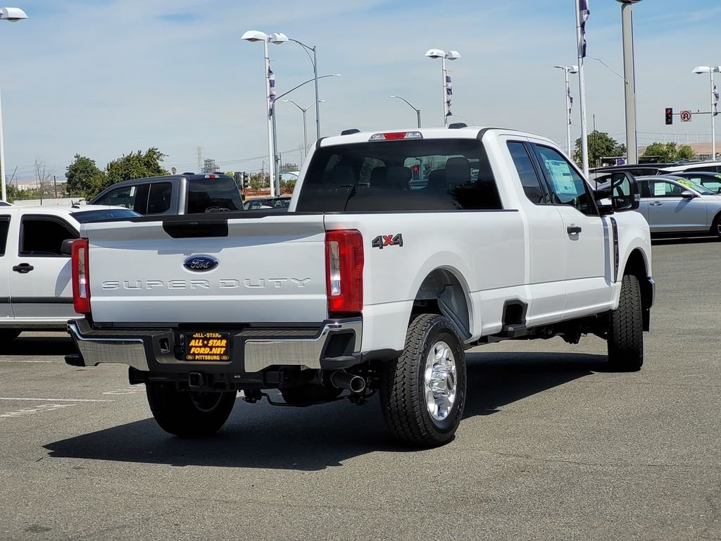 New 2026 Oxford White Ford F-350® XLT image 3