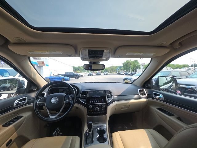 Used 2020 Slate Blue Pearlcoat Jeep Limited image 14