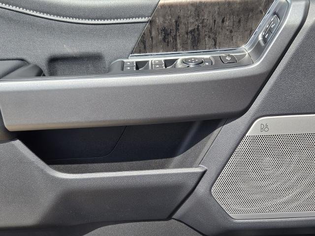 New 2026 Agate Black Metallic Ford F-250® Lariat® image 35