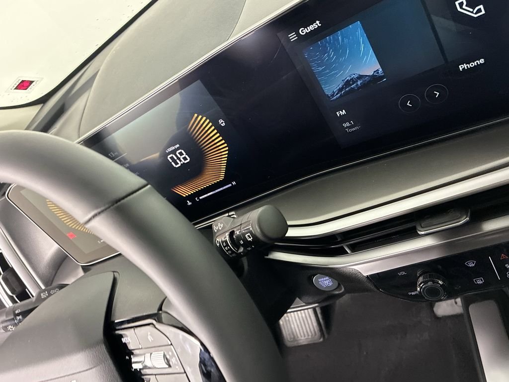 New 2026 Glacial White Pearl Kia LX image 24