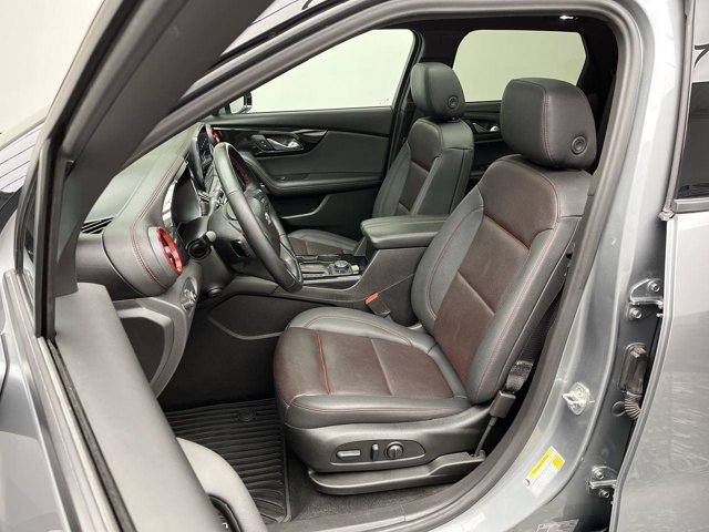 Used 2025 Sterling Gray Metallic Chevrolet RS image 11