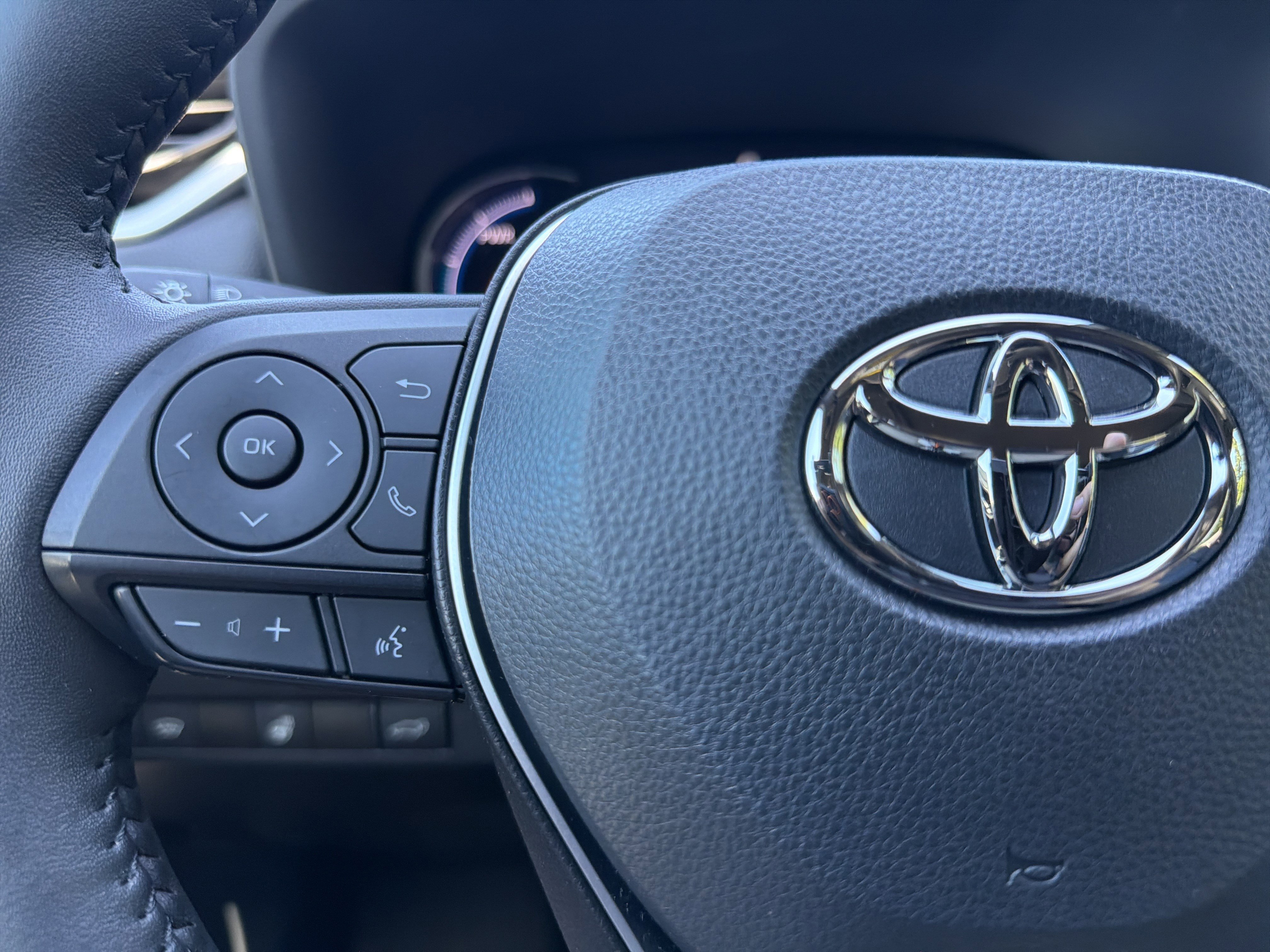 2024 Toyota RAV4 XSE - Photo 28