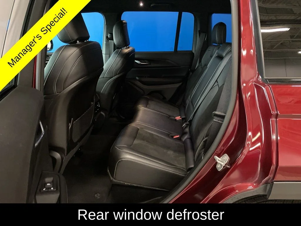 Used 2025 Red Jeep Altitude image 11