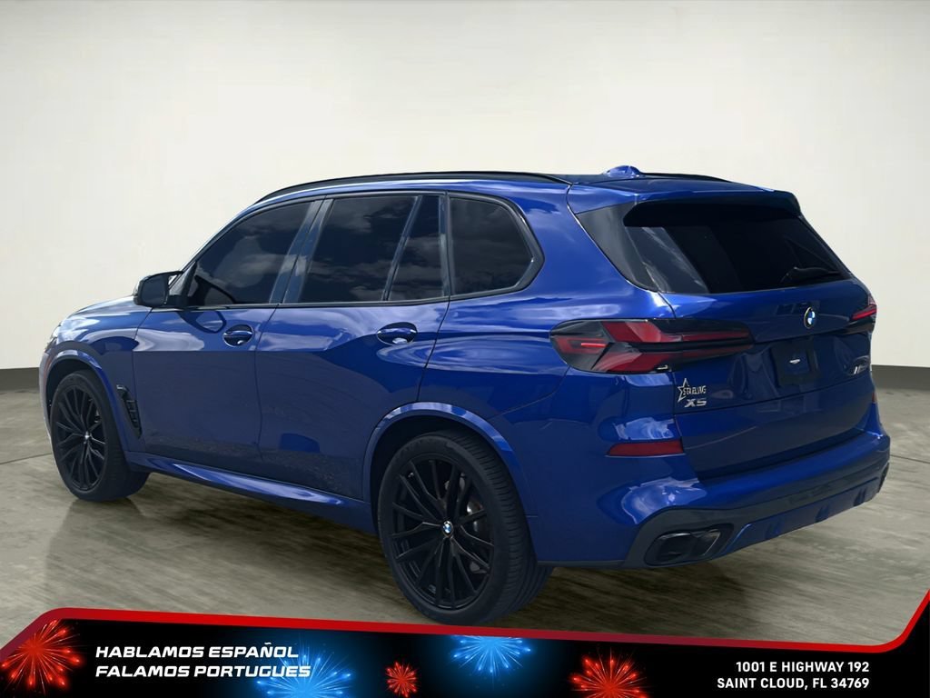 Used 2024 Blue BMW M60i image 4