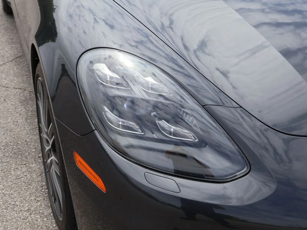 Used 2018 Volcano Grey Metallic Porsche 4S Executive image 15