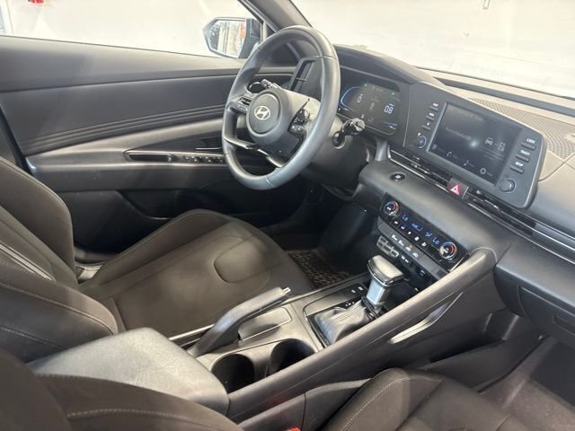 Used 2025 Gray Hyundai SEL Sport image 24