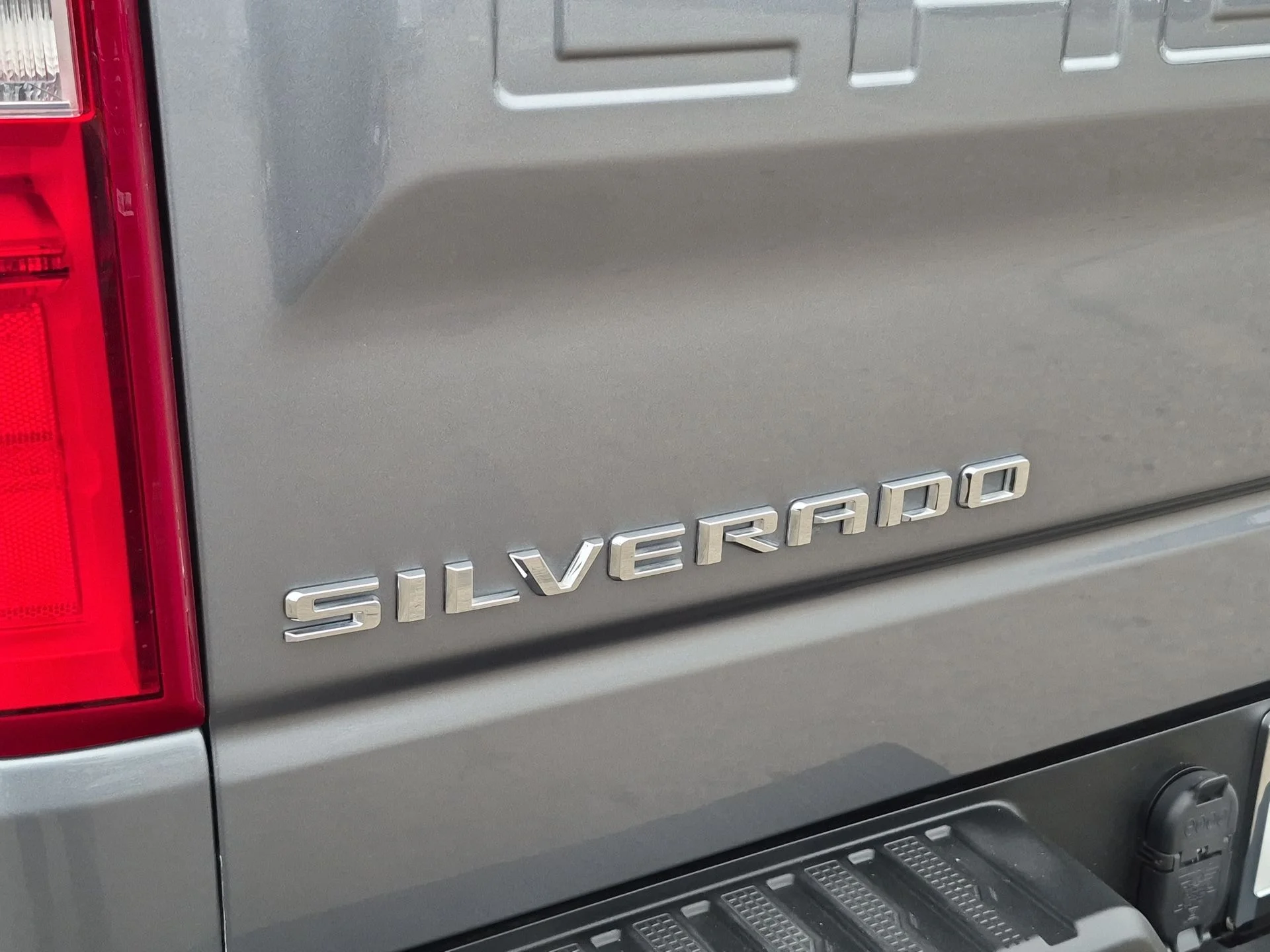 Used 2019 Gray Chevrolet LTZ image 32