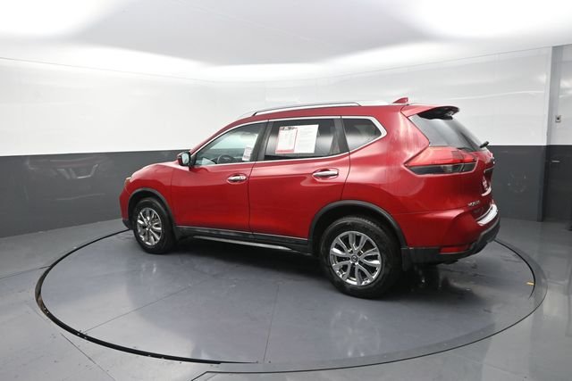 Used 2017 Red Nissan SV image 48
