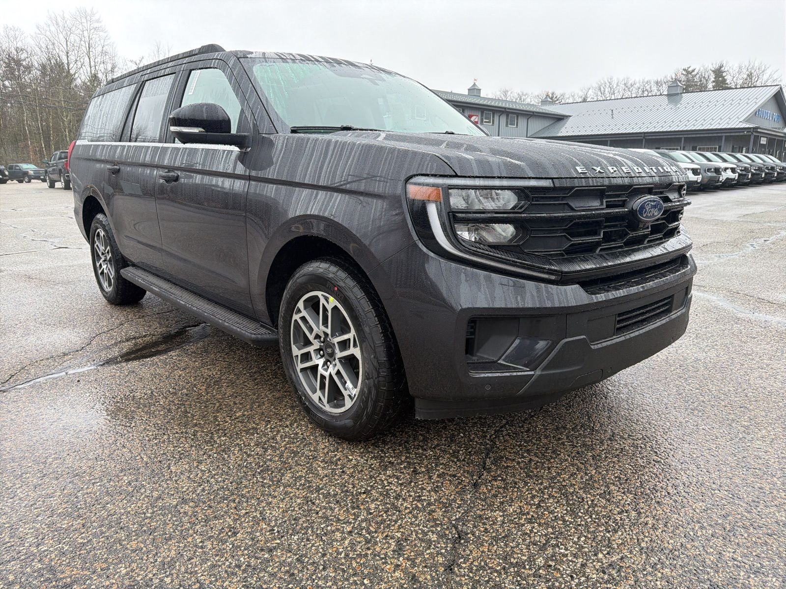 Dark Matter Gray Metallic 2026 Ford Expedition MAX Active 4WD SUV / Crossover Four-Wheel Drive Automatic