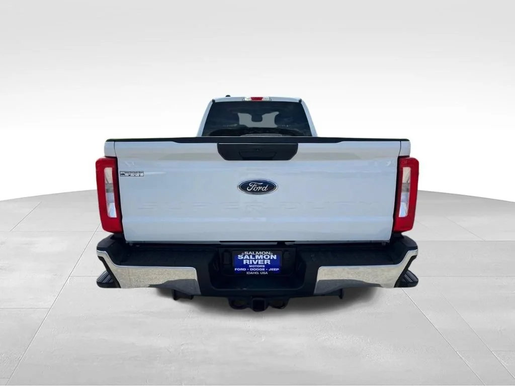 2024 Ford F-350 Super Duty XLT - Photo 6