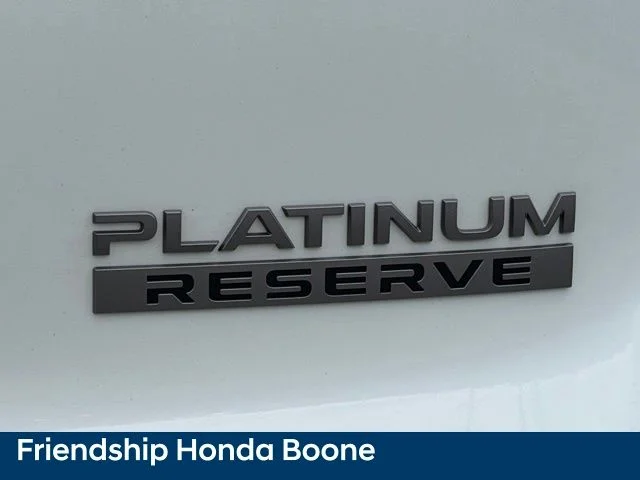 Used 2025 White Nissan Platinum Reserve image 11