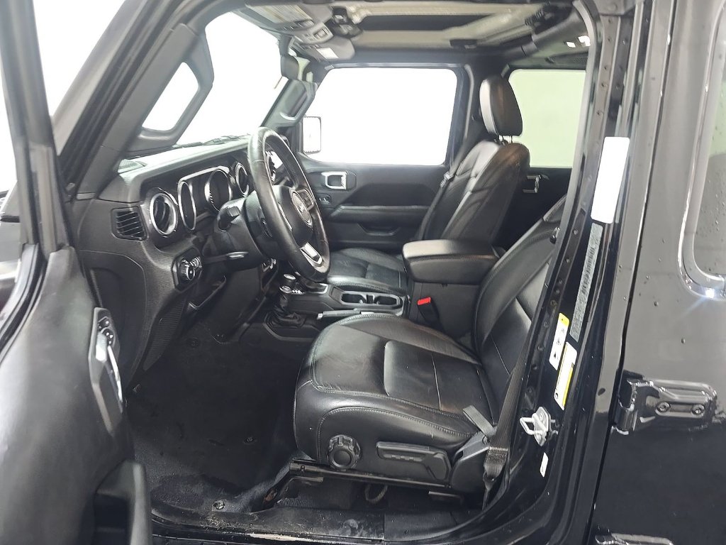 Used 2020 Black Jeep Unlimited Sahara image 12