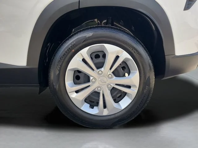 New 2026 Summit White Chevrolet LS image 34